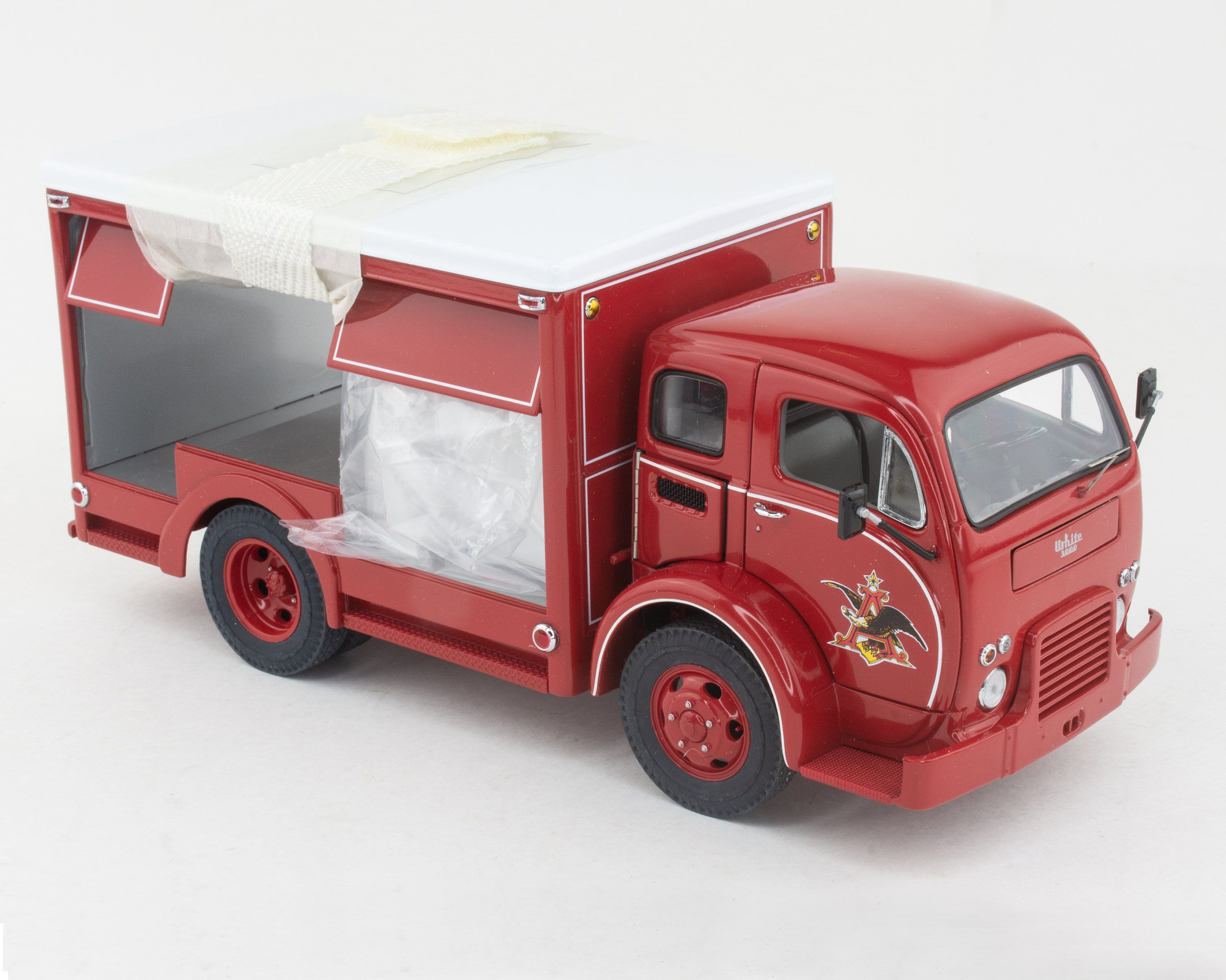 1955 White Budweiser Delivery Truck-danbury Mint-diecast 1/24th