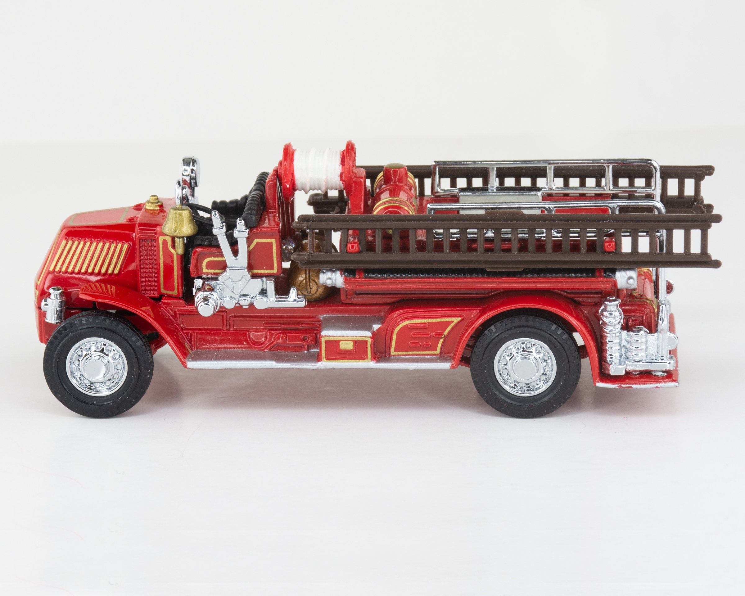Matchbox MOY YJC-09 1920 Mack AC JC Penney [1:43 méret