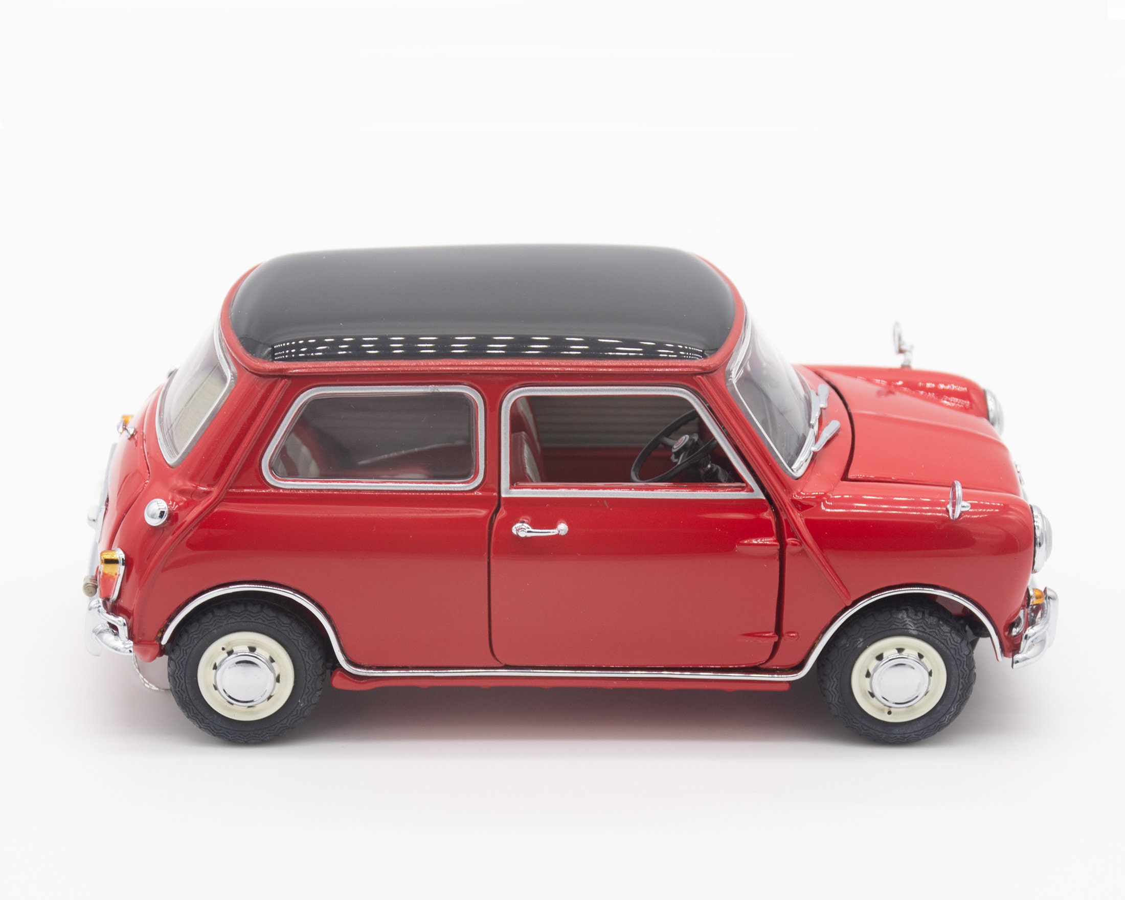 フランクリンミント　1967 モーリスミニクーパー　1/24 il_fullxfull.3747333519_rz9l.jpg