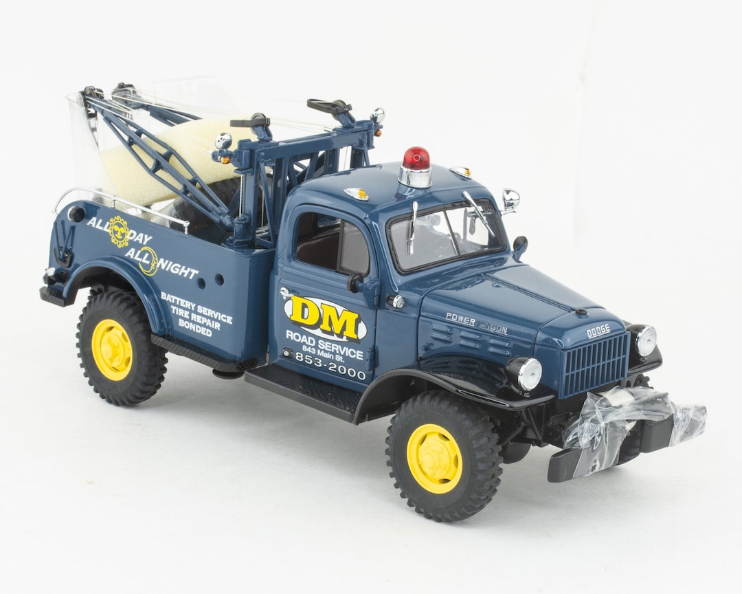1946 Dodge Power Wagon Wrecker, Danbury Mint, Diecast, 1/24th