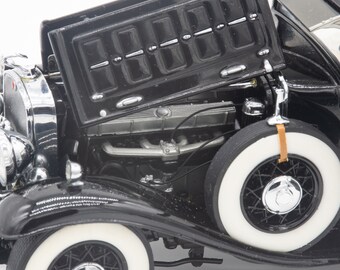 Al Capone's 1930 Cadillac V-16 Touring, Franklin Mint