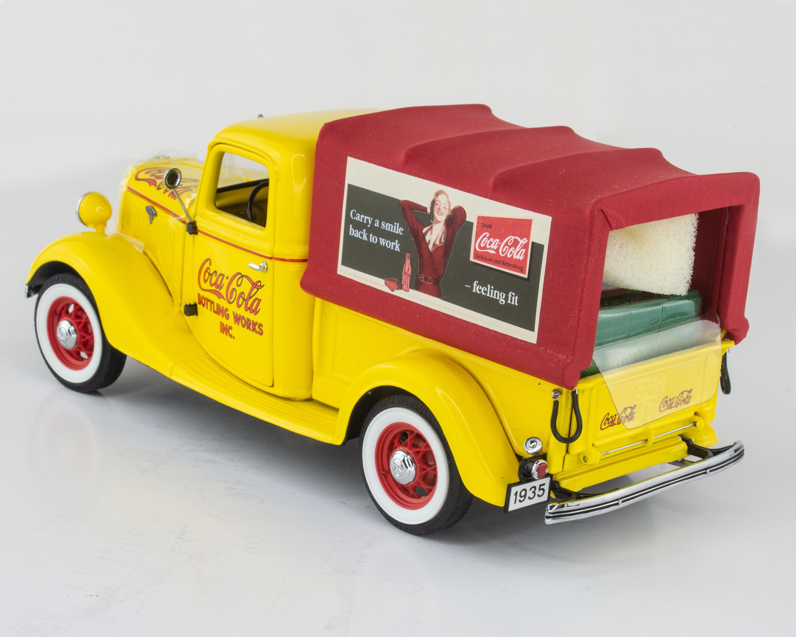 1935 Ford Coca Cola Delivery Truck-danbury Mint-1/24 Scale