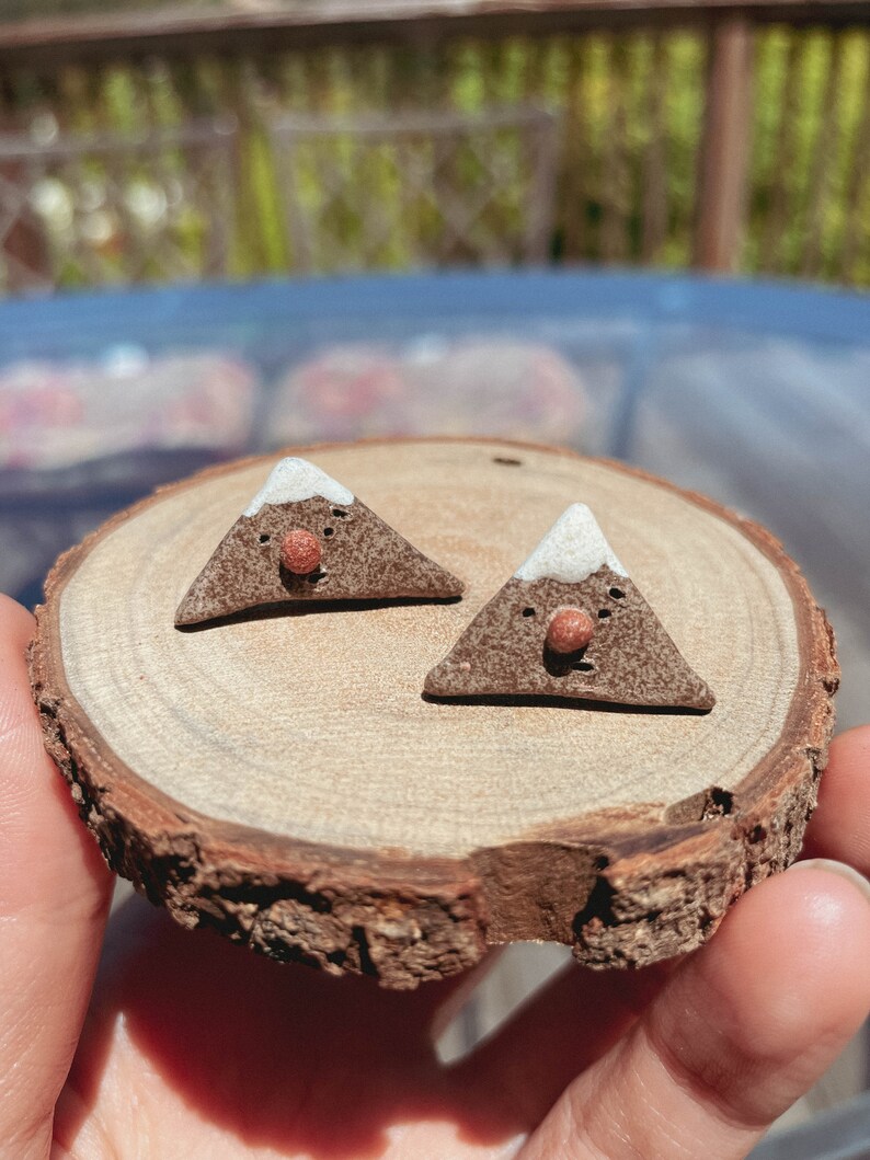 Mountain Islet Earring Charcoal Handmade Clay Stud Earring image 3