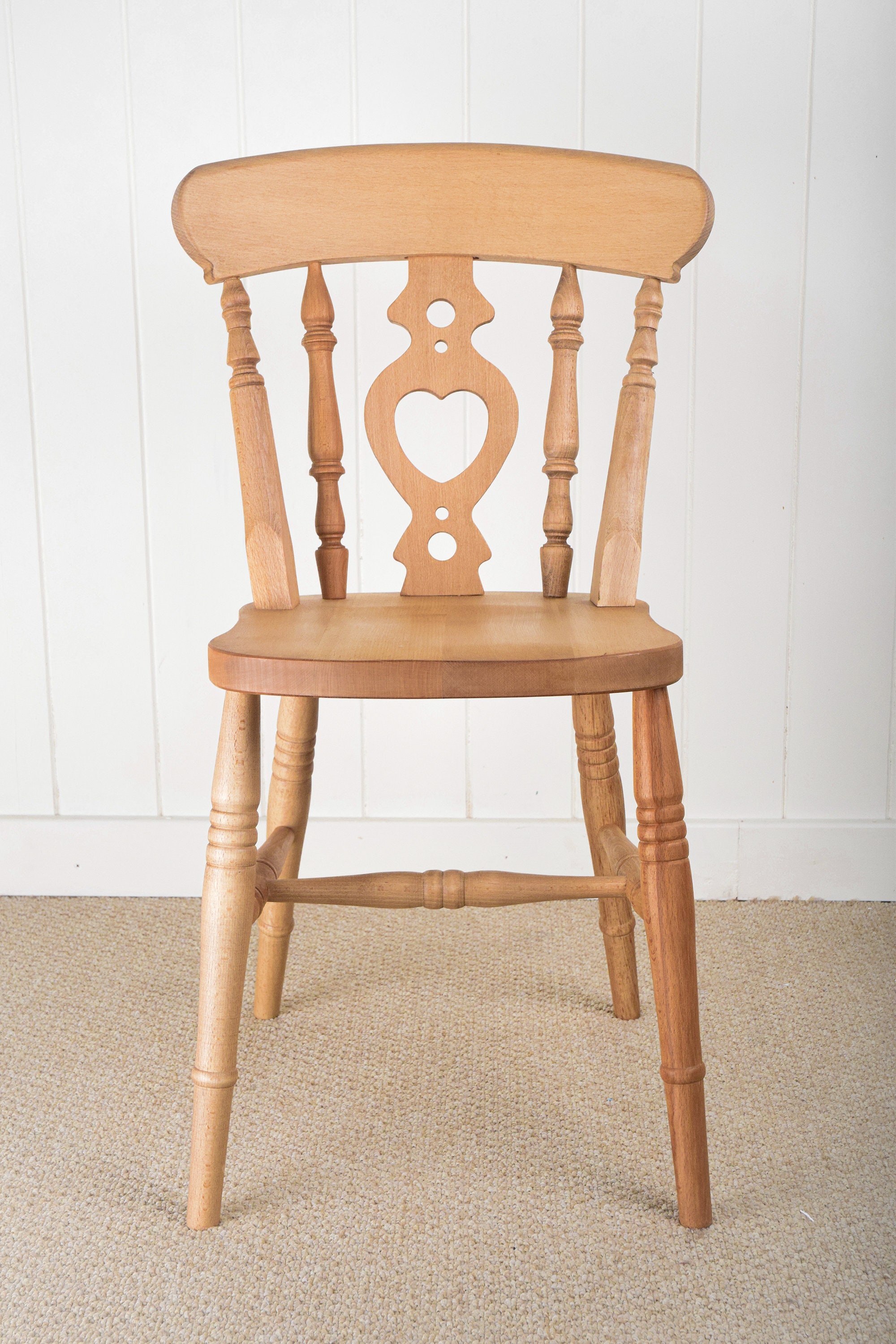New Solid Wood Heart Back Farmhouse Kitchen Dining Chair in