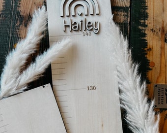 Tabla de crecimiento de madera personalizada para niños | Decoración de pared para habitación infantil | Tabla de crecimiento con nombre | Idea de regalo | Regalo para baby shower | Hecho a mano