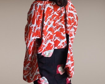 Antique kimono haori jacket, Japanese authentic kimono haori, Black, Red crane lining