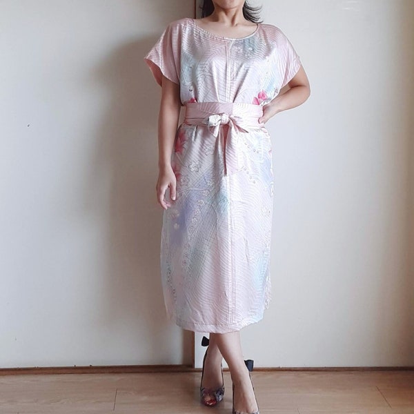 Vintage kimono dress, upcycled Japanese furisode kimono, pink boxy dress