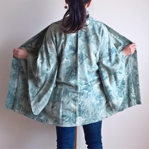 Vintage Japanese kimono jacket Haori, floral pattern, light green