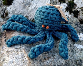 Octo the octopus rope toy - Blue - 100% recycled cotton with wool filling