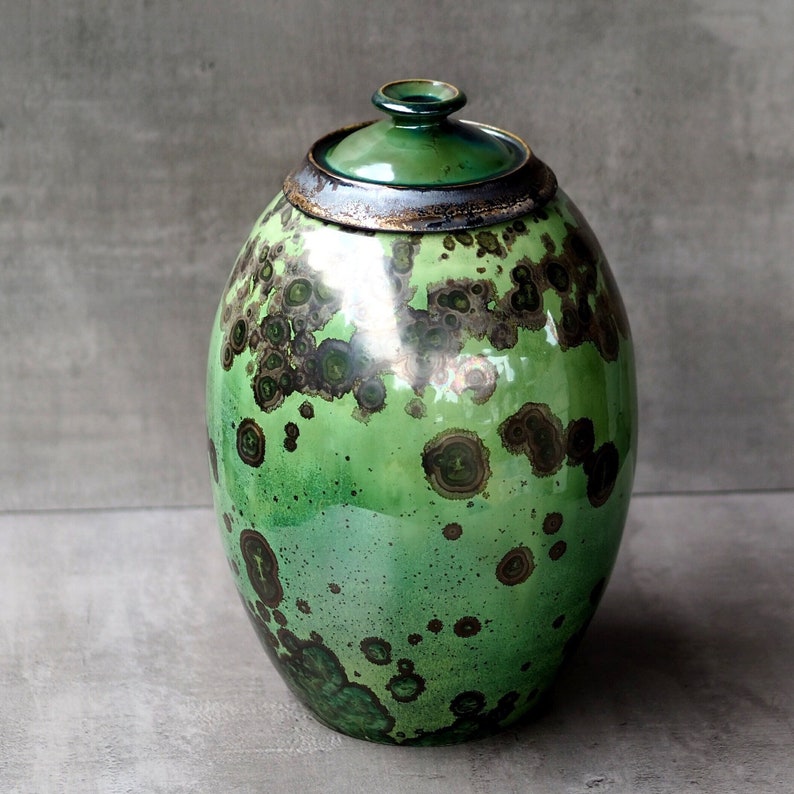 Extra large urn for ashes XXL no 131 image 1