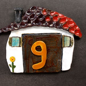 house number sign