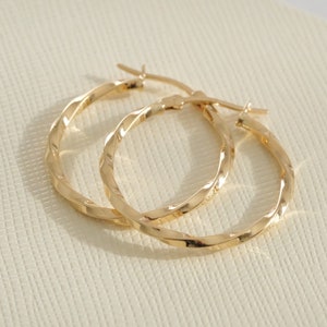 18K Solid Gold Hoop Earrings 20mm/25mm/30mm/35mm, Gold Hoop Earring, solid gold hoop, Huggie Hoop Earrings, twist hoops, twist earrings