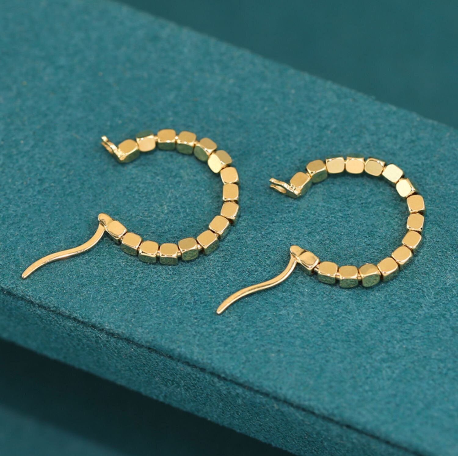 18K Solid Gold Hoop Earrings Gold Hoop Earring Solid Gold Etsy