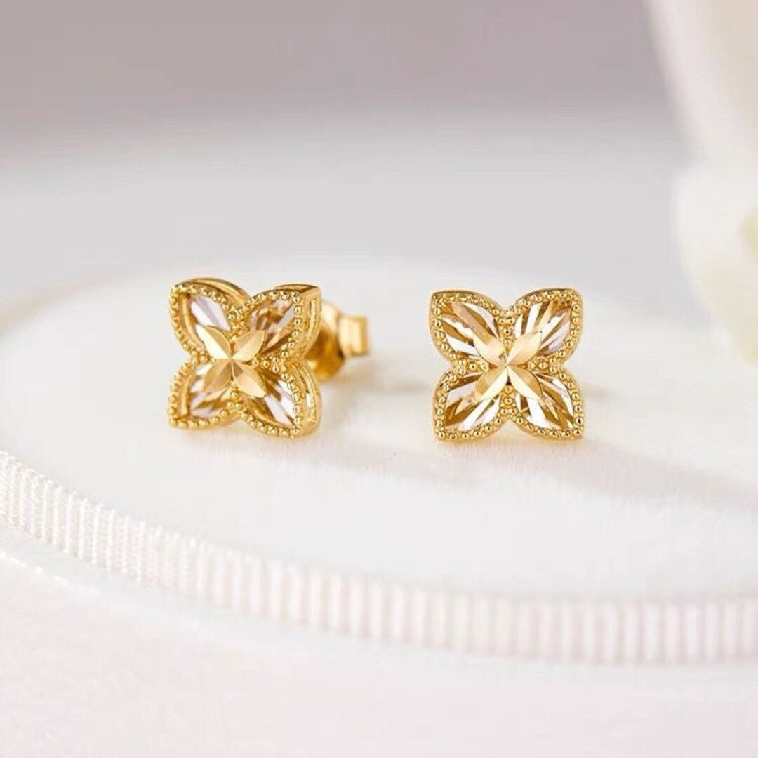 18K SOLID GOLD Clover Earrings, Solid Gold Flower Earrings,huggie Hoop ...