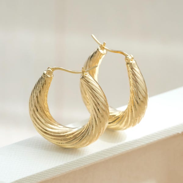 18K Solid Gold Chunky Twist Hoop Earrings, Gold Hoop Earring, solid gold twist hoop, Wavy Hoop Earrings, croissant earrings, croissant hoops