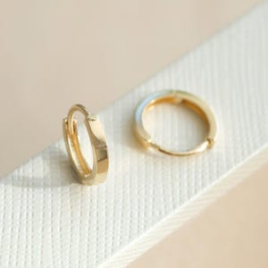 14K/18K Solid Gold Plain Hoop Earring, Gold Hoop Earring, small plain earring , Real Gold Dainty Huggie Earring, Solid Gold Mini Hoops