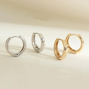 18K Solid Gold Circle Earrings, Minimalist Chunky Huggie Hoop Earrings,  solid gold hoop, Huggie Hoop Earrings, Chunky Tapered hoops