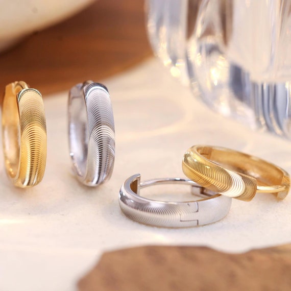 18K Solid Gold Classic Hoop Earrings, Gold Hoop Earring, Solid