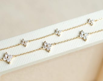 Pulsera de trébol de oro macizo de 18 quilates, pulsera de flor de oro macizo, delicada pulsera de trébol de oro, pulsera de oro macizo, pulsera apilable de oro macizo