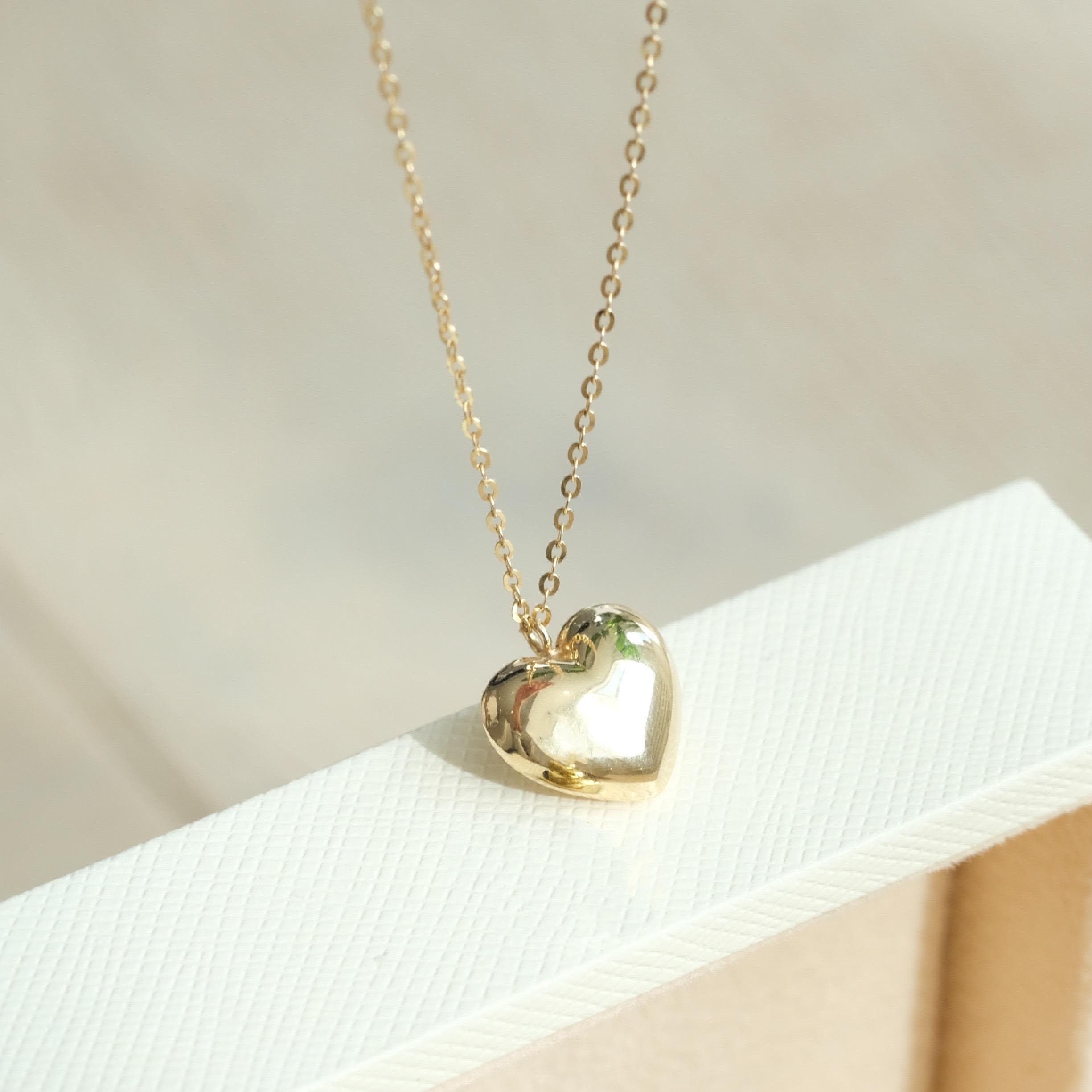 【HYERES LOR】PETIT L'OR 14K heart necklace 14K Solid Gold Heart Necklace, Tiny Heart Pendant, Love