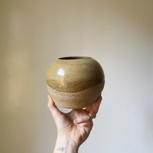 Morada Vase