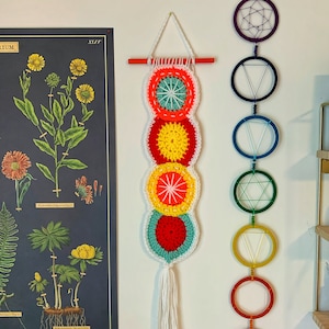Retro Mini Pinwheel Crochet Wall Hanging