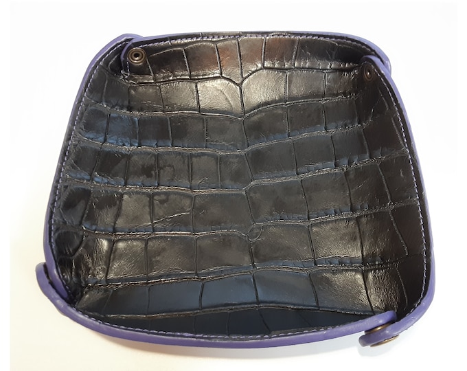 Featured listing image: American Alligator Desk Organizer Valet Caddy Handmade USA Luxury Genuine Exotic Leather Fine Home Furnishings for Office Desktop Nightstand