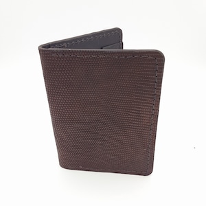 Cartera minimalista de cuero exótico Premium Teju Lizard Bolsillo frontal Bifold Billfold Titular de la tarjeta de crédito Piel hecha a mano Idea de regalo de lujo para él