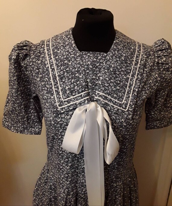 Vintage Laura Ashley 1980s dress size 10.