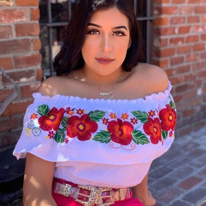 Floral Off the Shoulder Mexican Crop Top - Traditional Mexican Blouse - Floral Embroidered Mexican Blouse - Mexican Blouse - Blusa Mexicana