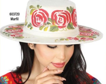メキシコの職人技の帽子。手描きの帽子。カラフルな花柄の帽子。伝統的