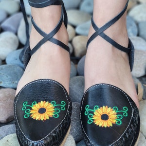 Mexican Artisanal Sandals Leather Black 603921 main image 1