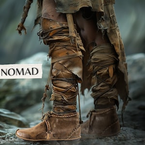 Rijk getinte middeleeuwse laarzen - handgemaakte leren schoenen voor heren en dames voor LARP- en renaissancebeurzen
