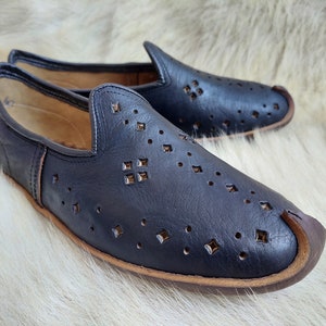 Handmade Turkish Leather Yemeni Shoes: Black Slip On Loafer Flats