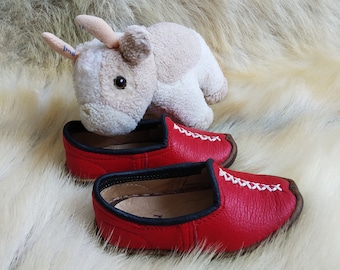 Red Baby and Kids Shoes Leather Turkish Slip Ons Slippers Handmade Loafer Medieval Flats Bohemian Moccasins Men's Women's Yemeni