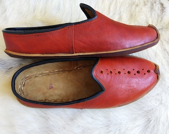 Medieval Period Leather Slippers Handmade Turkish Shoes Medieval Slip Ons Loafer Flats Moccasins Men's Women's Yemeni Vintage Gift