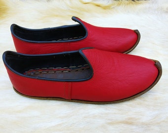 Pantuflas turcas de cuero rojo, mocasines yemeníes hechos a mano.