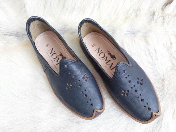 Mountain Black Turkish Shoes Leather Slip Ons Medieval Slippers Loafer Flats Bohemian Moccasins Men s Women s Yemeni Christmas Gift Etsy Canada