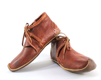Madder Brown Historical Knight Shoes Traditional Medieval Boots Vegetable Tanned Leather Renaissance Fair Slip Ons Handmade Turkish Slipper