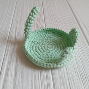 Cute Crochet Cat Coasters with Tail - Novelty Drink Coasters - Handmade Gifts for Her/Him - Cat Theme Decor