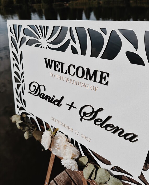Luxury silver mirror Wedding Welcome Sign, Silver Wedding Decor