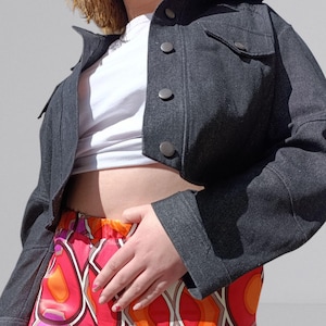 Black denim jacket, cropped women&#39;s spring bomber with metallic buttons, handmade casual black jeans jacket, edgy denim urban wear shirt