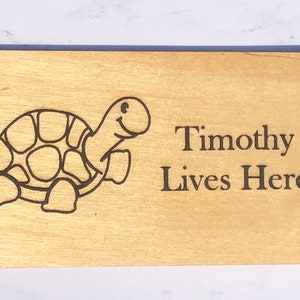 Personalised wooden tortoise name plaque/hanging sign - 4 designs available - unique gift