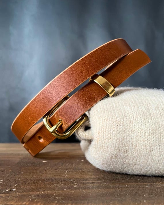 Handmade Italian Leather Belt: Slim Brown Belt With Gold  display picture 2