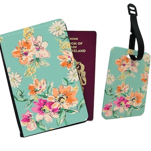 Gepersonaliseerde kunstleren paspoorthoes en bagagelabel Bloemen Bloemen Zomerpatroon Vakanties Avontuur Verjaardag Kerst Aangepast cadeau