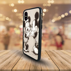 Custodia per telefono in gomma con chiusura a scatto personalizzata, elegante cover per telefono, accessorio per telefono, Topolino e Minnie Disney innamorati, regalo personalizzato con nome