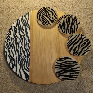 Tiger cheeseboard and Coaster set