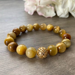 Tigers Eye Gemstone Bracelet, 10mm Light Tigers Eye Healing Bracelet, Tigers Eye Chakra Crystal Bracelet, Tigers Eye and gold jewelry