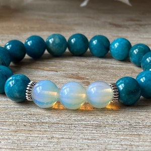 10mm Apatite and Moonstone Beaded Bracelet, Blue Apatite Healing Bracelet, Boho Calming Bracelet, Apatite Jewelry, Anxiety relief bracelet