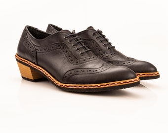 Scarpe da donna Oxford completamente brogue fatte a mano